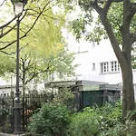 Spacious Apartment With Terrace Near The Marais