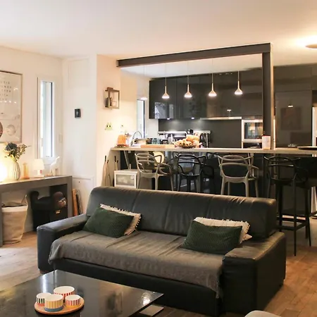 Spacious With Terrace Near The Marais * Paris